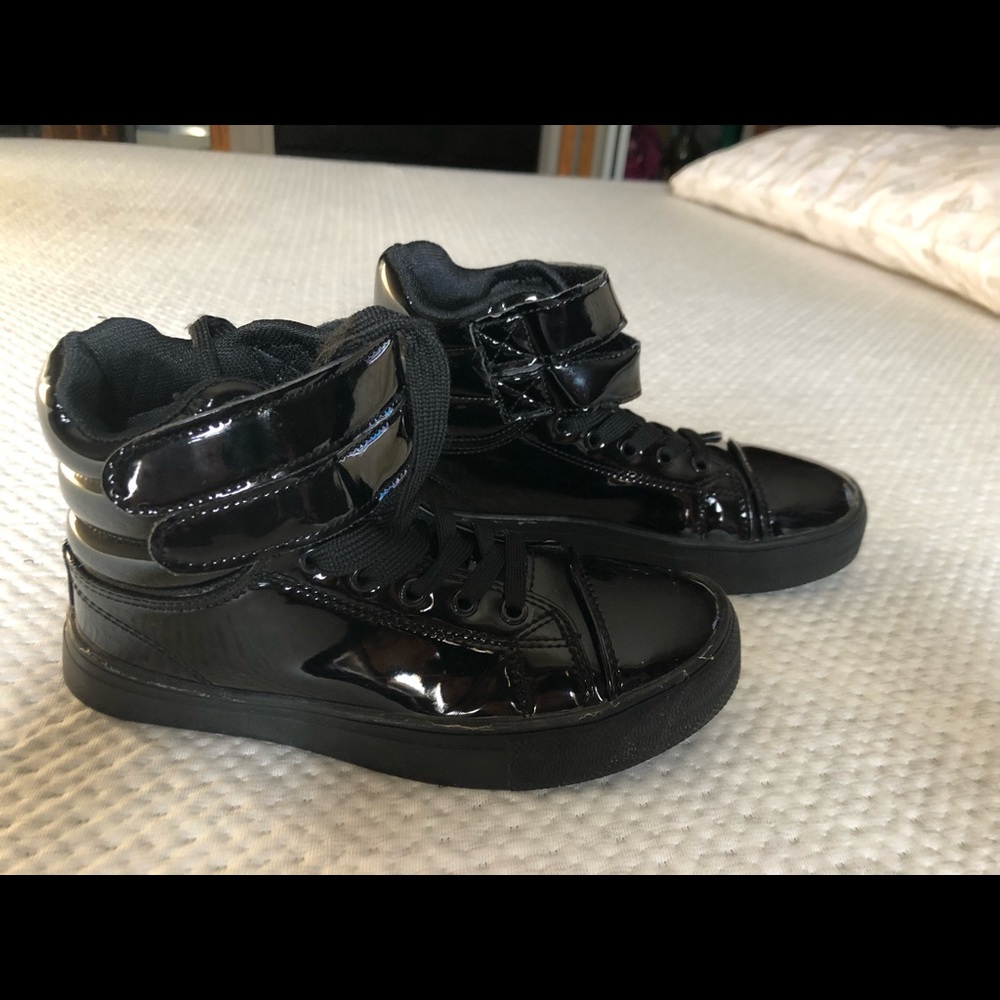 Dance performance high tops